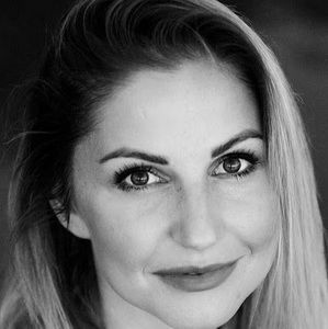 Meet your Posher, Karolina